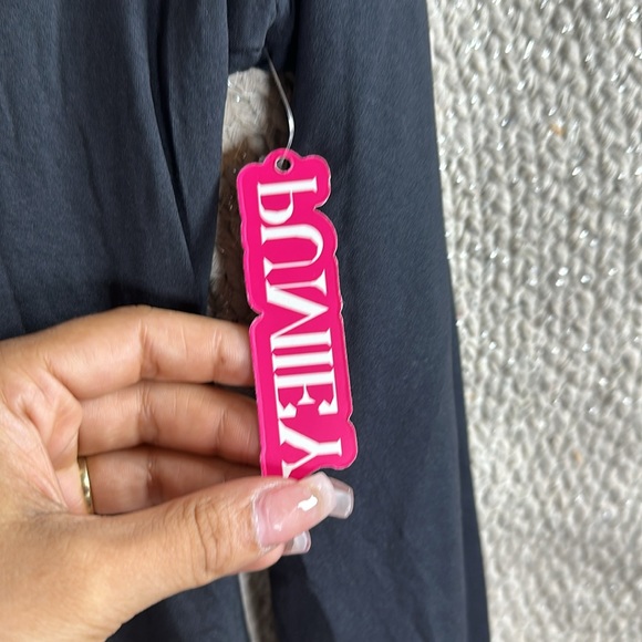 Black pumiey long sleeve thong bodysuit - Picture 4 of 8